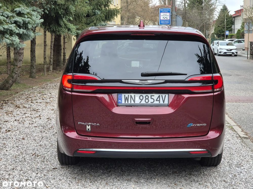 Chrysler Pacifica - 15