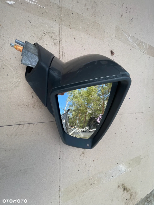 LUSTERKO PRAWE SEAT LEON III 6PIN