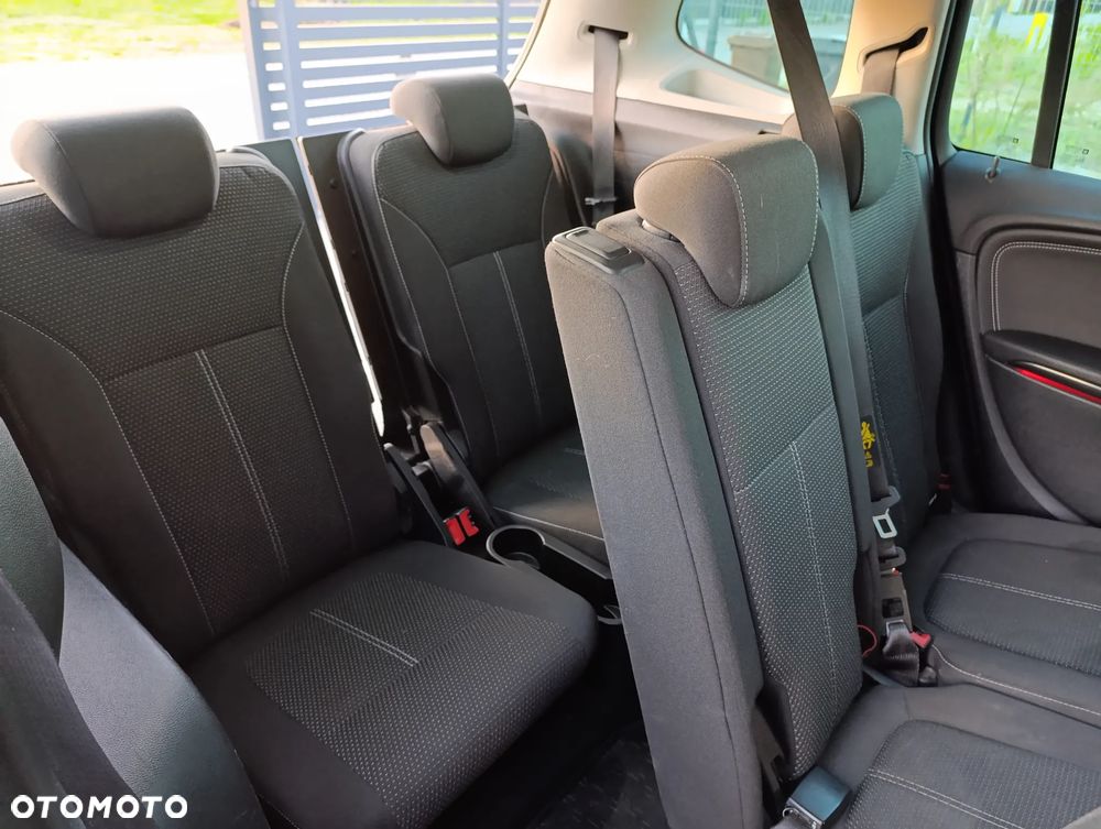 Opel Zafira - 11