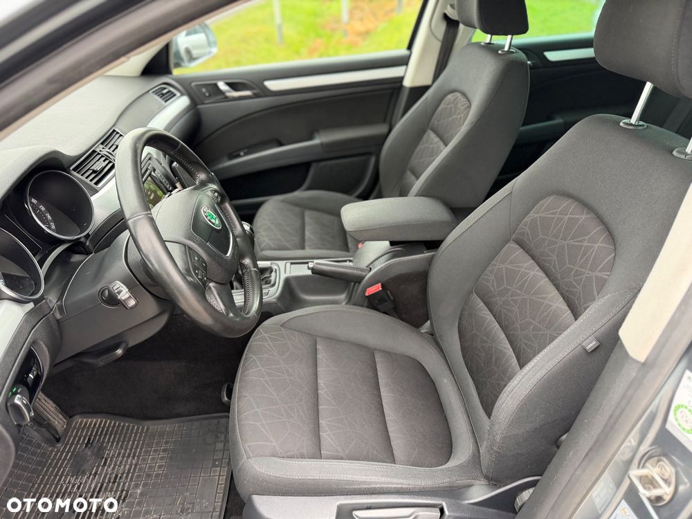 Skoda Superb 2.0 TDI 4x4 Elegance - 16