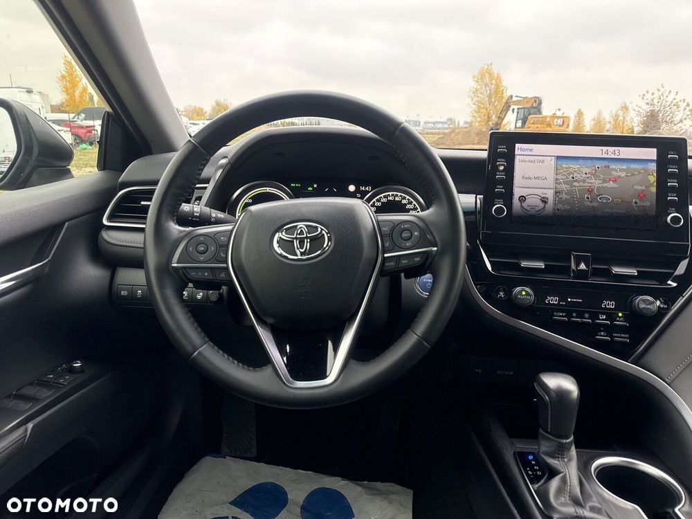 Toyota Camry 2.5 Hybrid Executive CVT - 13