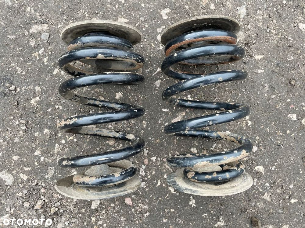 BMW X3 E83 zawieszenie belka wozek wahacze sprezyny tyl 2.0 D KPL - 7