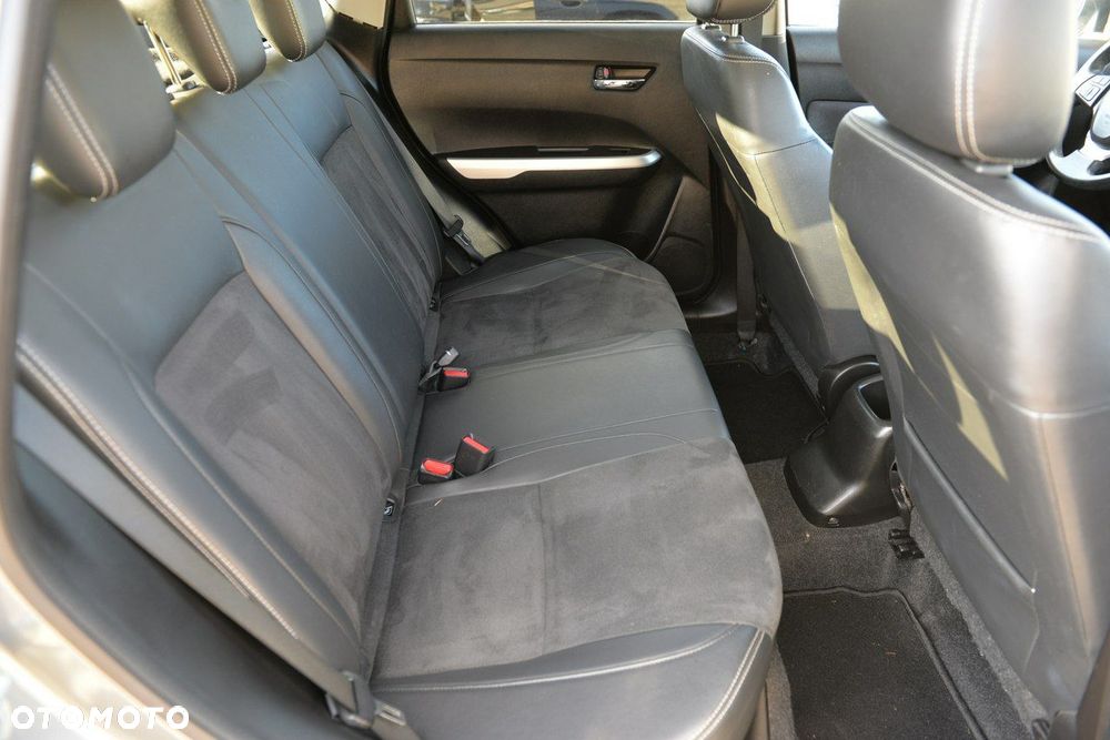 Suzuki Vitara 1.6 XLED 2WD - 11