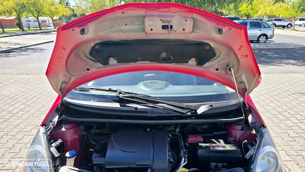 Toyota Aygo Connect - 24