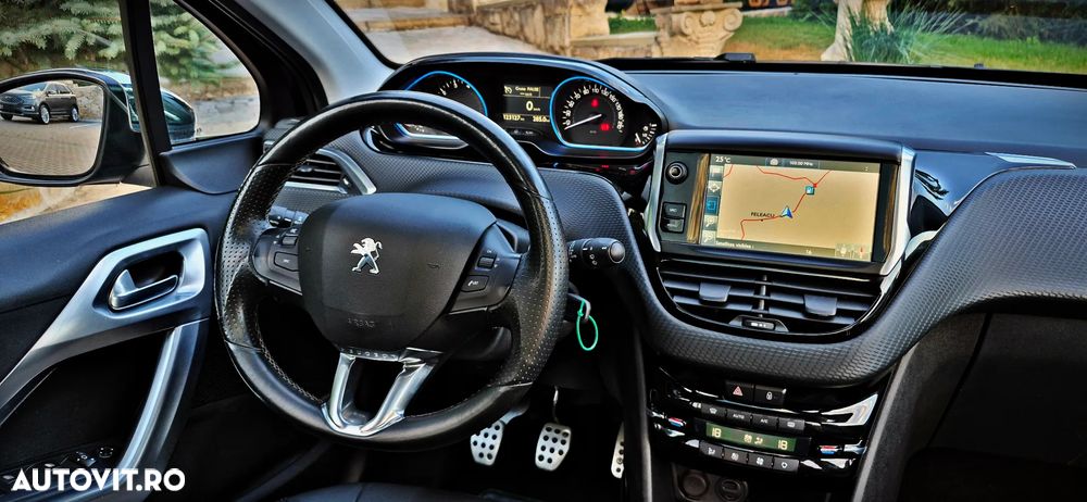 Peugeot 2008 PureTech 110 Stop&Start GT-Line Edition - 38