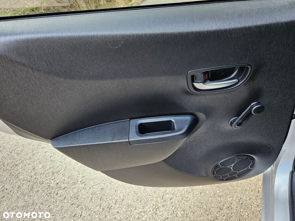 Toyota Yaris 1.5 VVT-i Edition 2014 - 35