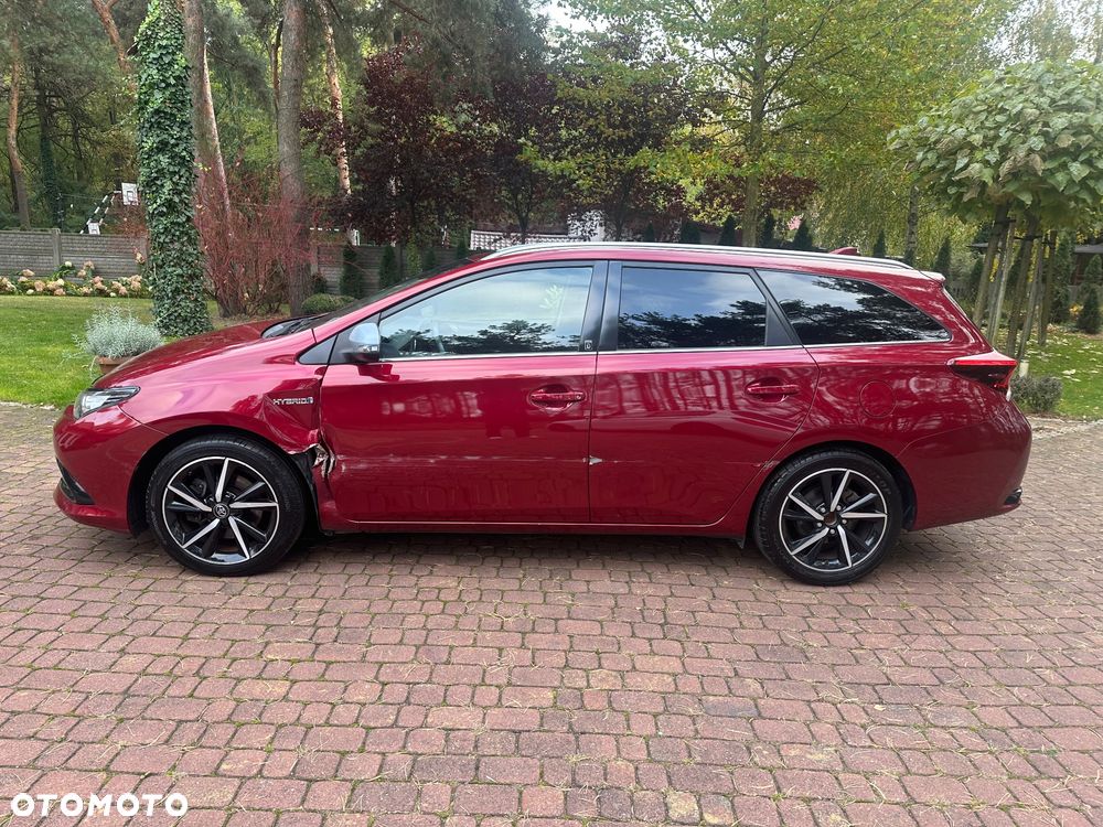 Toyota Auris 2019 photo 2