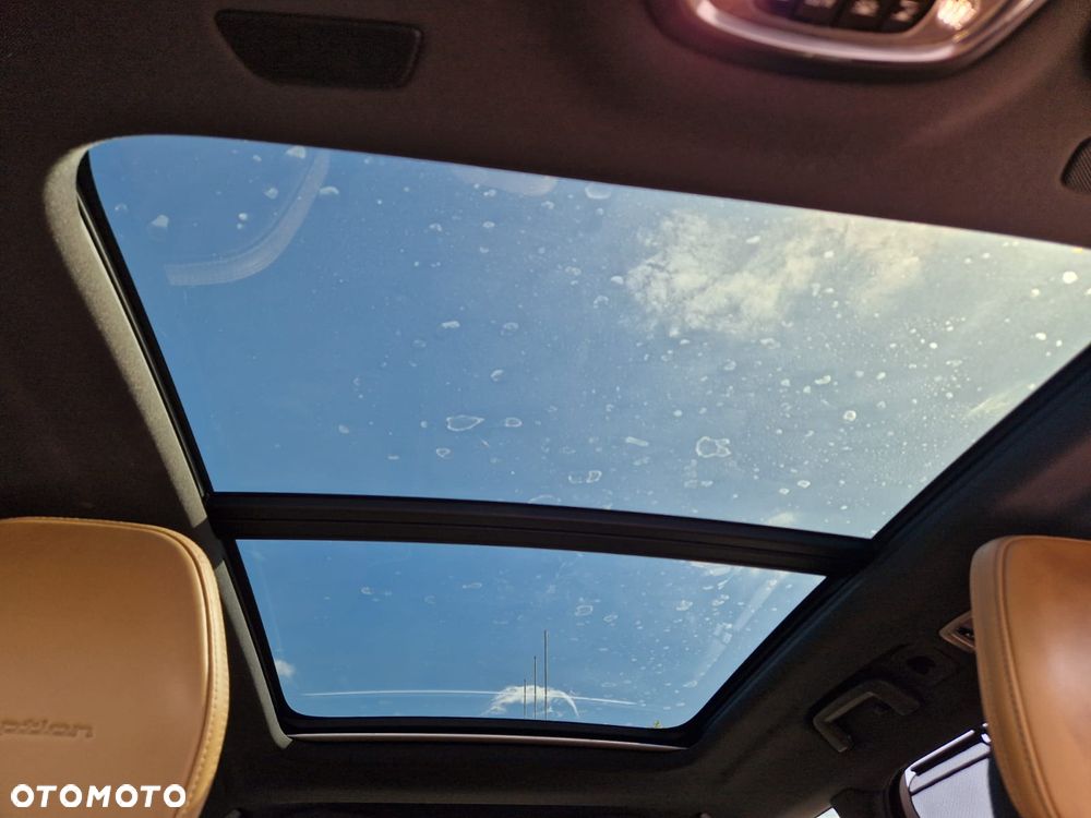 Volvo V90 D5 SCR AWD Inscription - 17