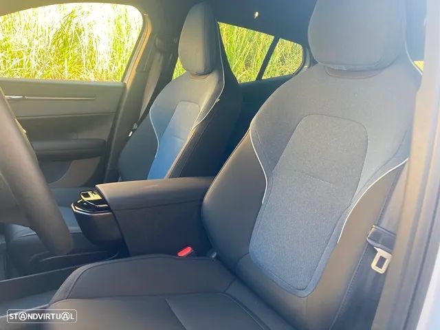 Volvo EX30 69 kWh Single Motor Extended Range Core - 22