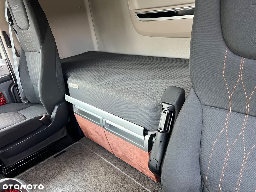 DAF XF 530 FT USZKODZONY SILNIK/PALI/JEŹDZI - 15