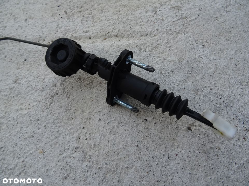 OPEL VECTRA C SIGNUM POMPA POMPKA SPRZĘGŁA 3,2 2,0T, 1,8 1,9 2,2 3,0 - 3