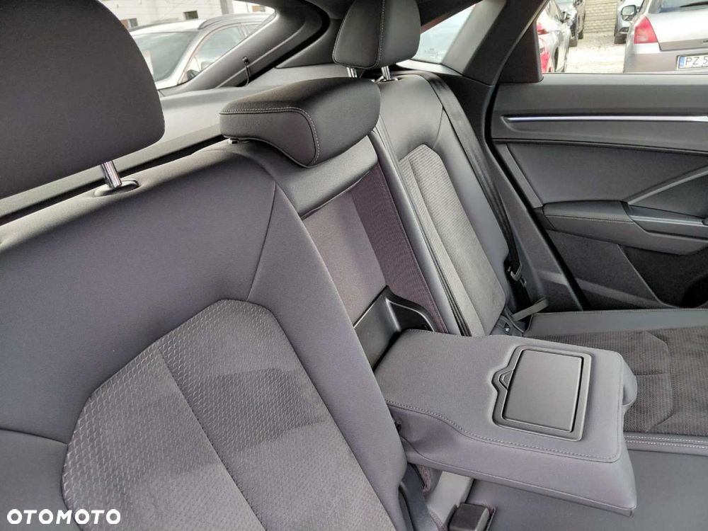 Audi Q3 Sportback - 20