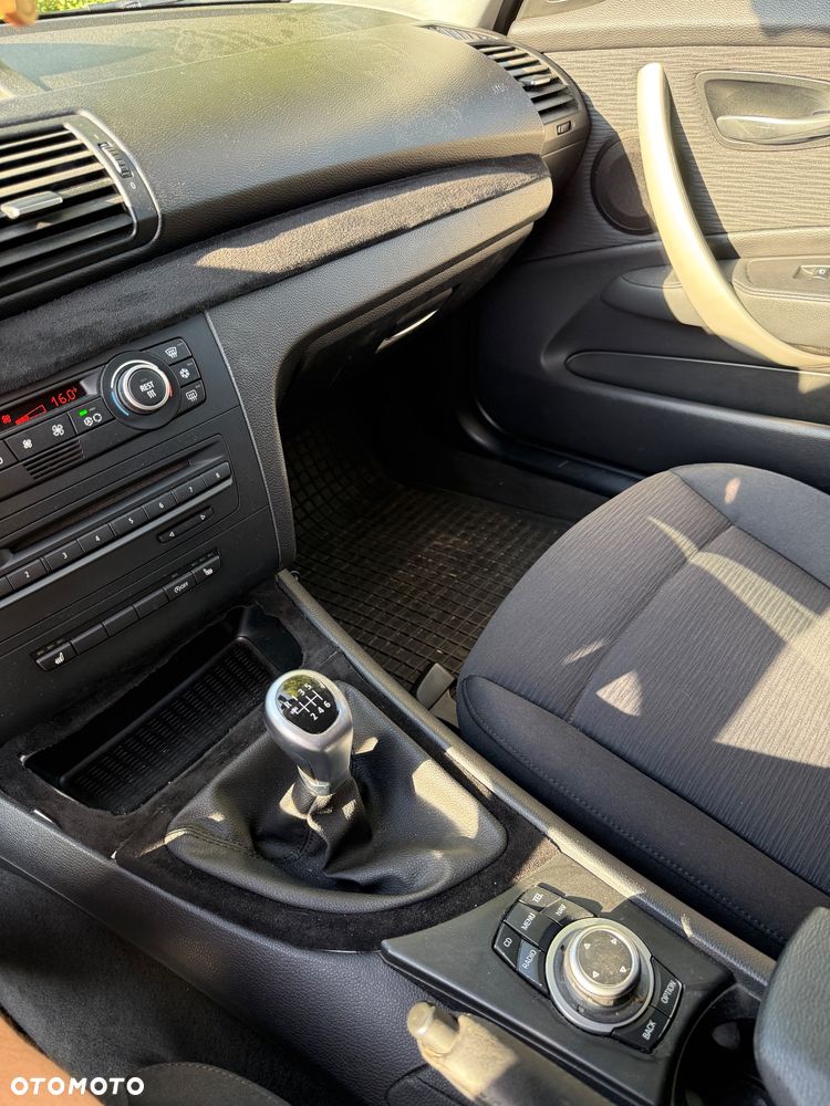 BMW Seria 1 - 18