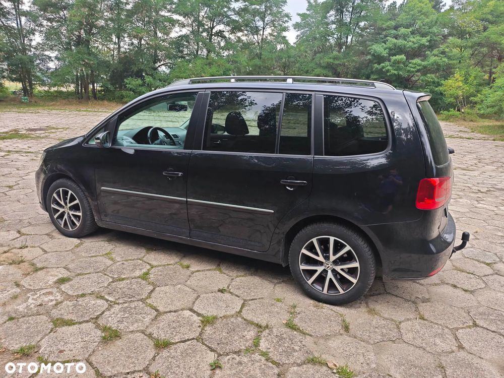 Volkswagen Touran 1.6 TDI DPF BlueMotion Technology Highline - 17