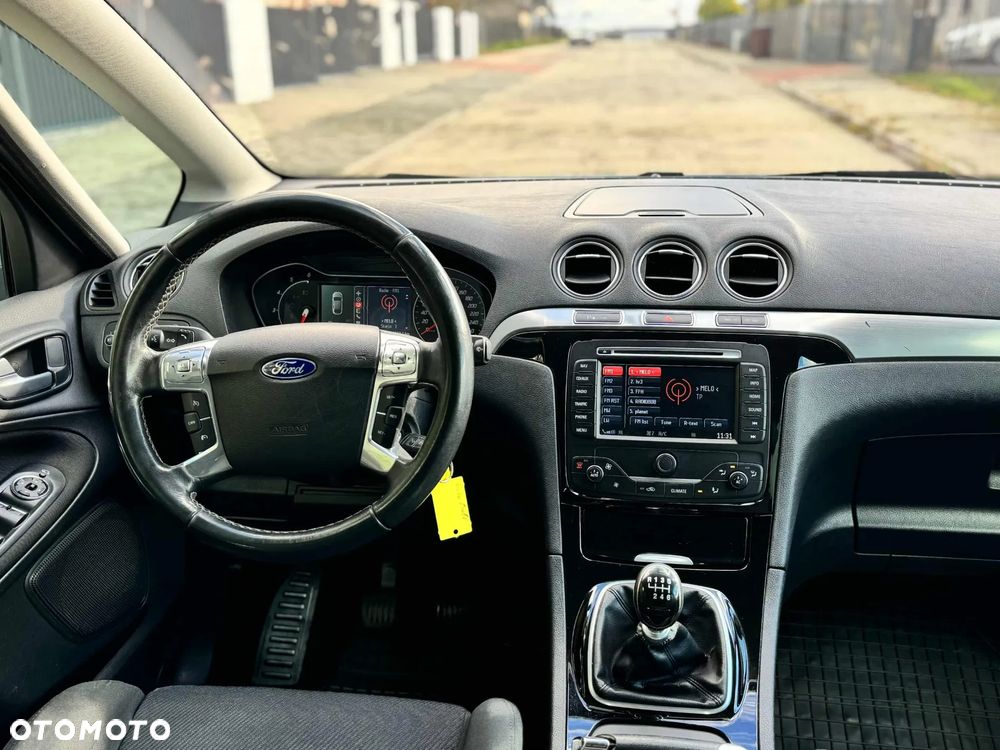 Ford S-Max 2.0 TDCi DPF Titanium - 25