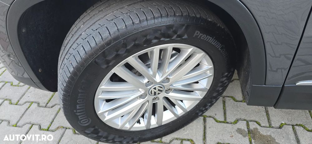 Volkswagen Tiguan - 27