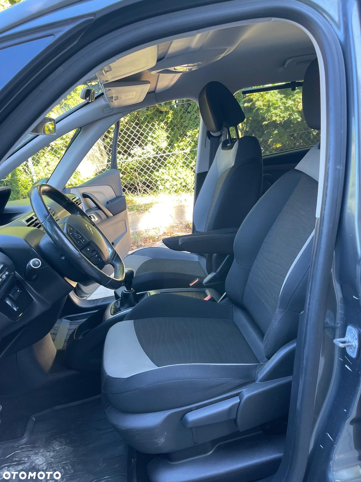 Citroën C4 Grand Picasso e-HDi 115 Exclusive - 22