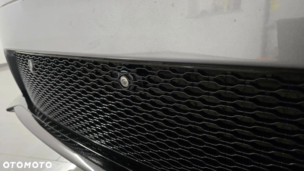 Land Rover Range Rover Velar 2.0 D200 mHEV R-Dynamic S - 13