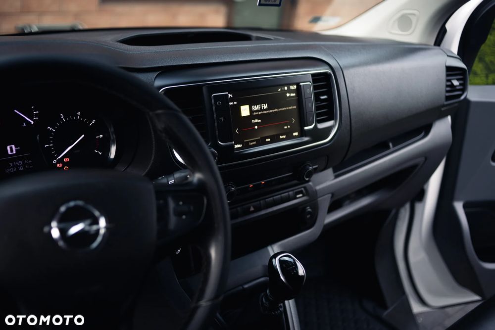 Opel VIVARO - 12