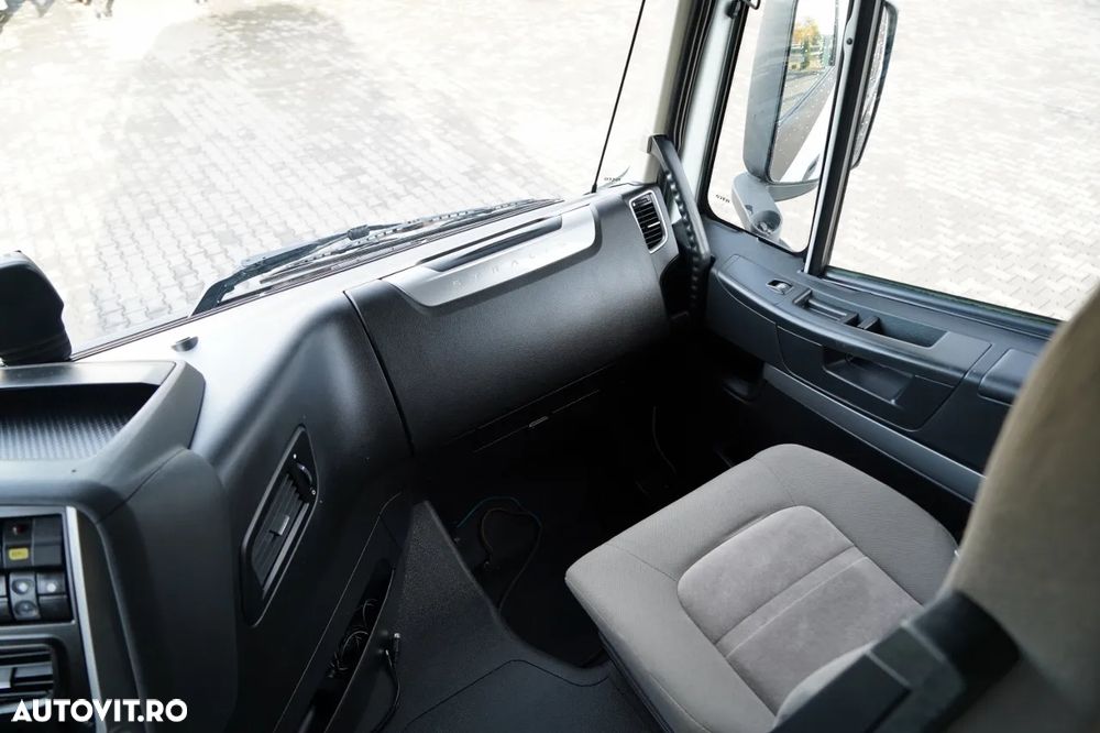 Iveco STRALIS 560 / 6X4 / PENTRU LEMN / PENTRU COPACI / PENTRU PĂDURE / REMORCĂ PALFINGER EPSILON / CAPACITATE DE RIDICARE - 5.250 KG - 34