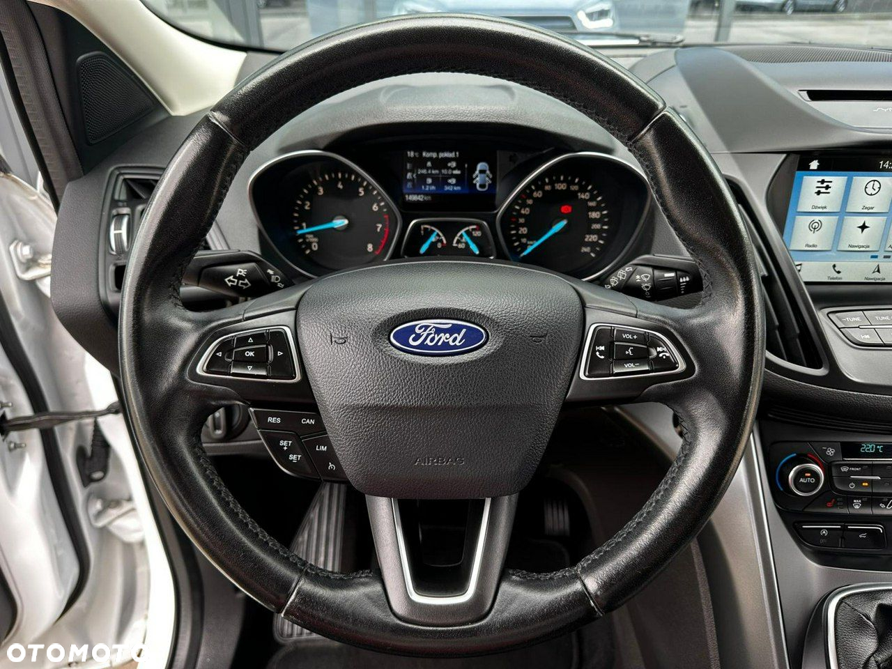 Ford Kuga 1.5 EcoBoost 2x4 Titanium - 20