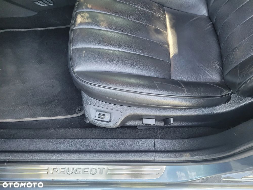 Peugeot 407 HDi 205 Bi-Turbo Sport Plus - 14