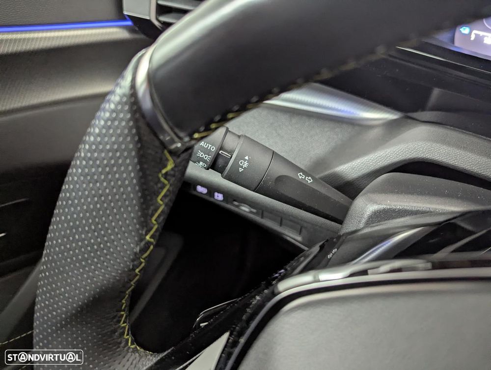 Peugeot 308 1.6 Hybrid GT e-EAT8 - 19