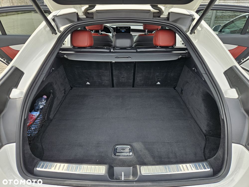 Mercedes-Benz GLC 300 d 4Matic 9G-TRONIC Exclusive - 23