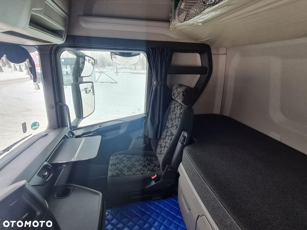 Scania Scania V8 po kontrakcie serwisowym - 21