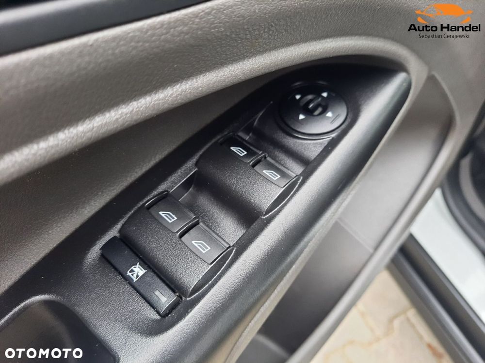 Ford Transit Connect - 39