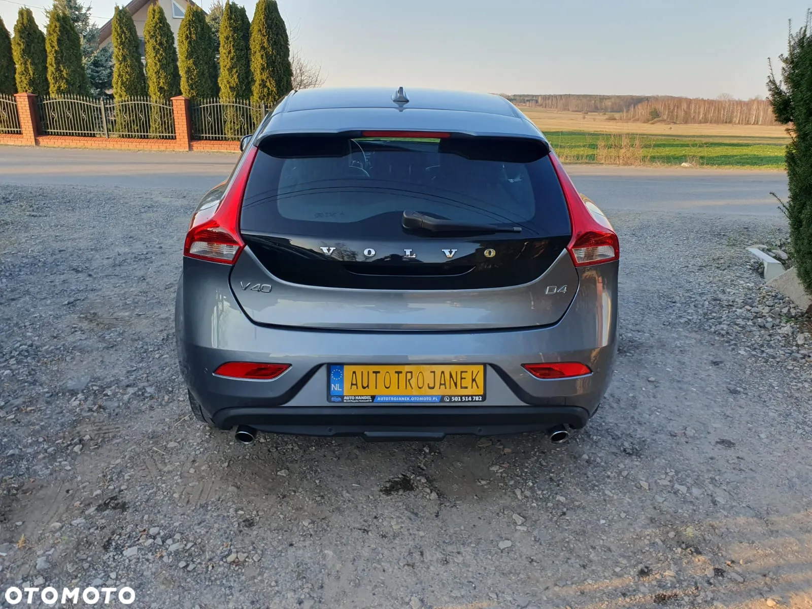Volvo V40 D4 Drive-E Momentum - 5