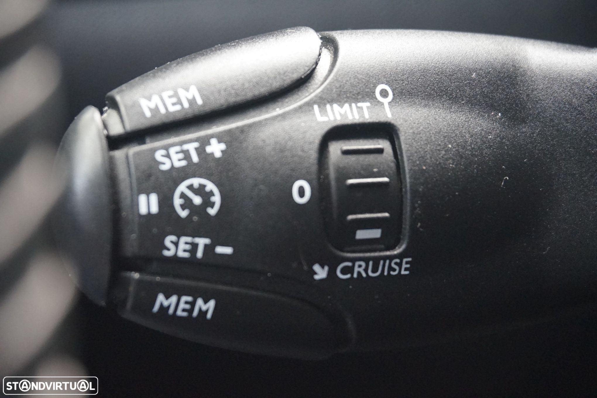 Peugeot 208 1.2 PureTech Allure - 20