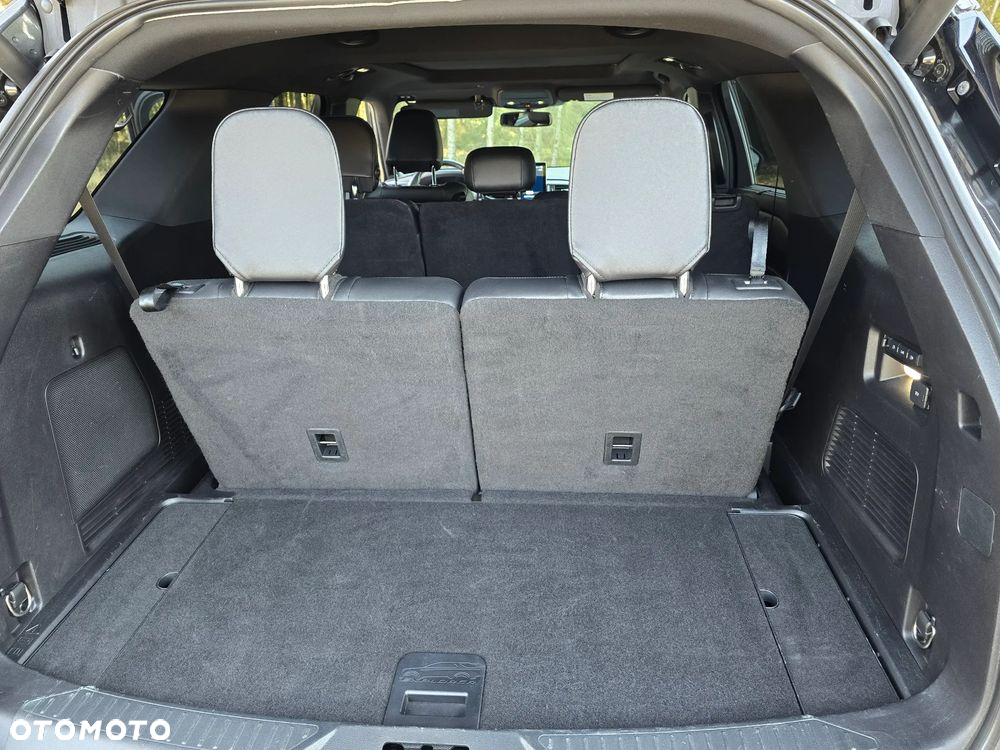 Ford Explorer - 19