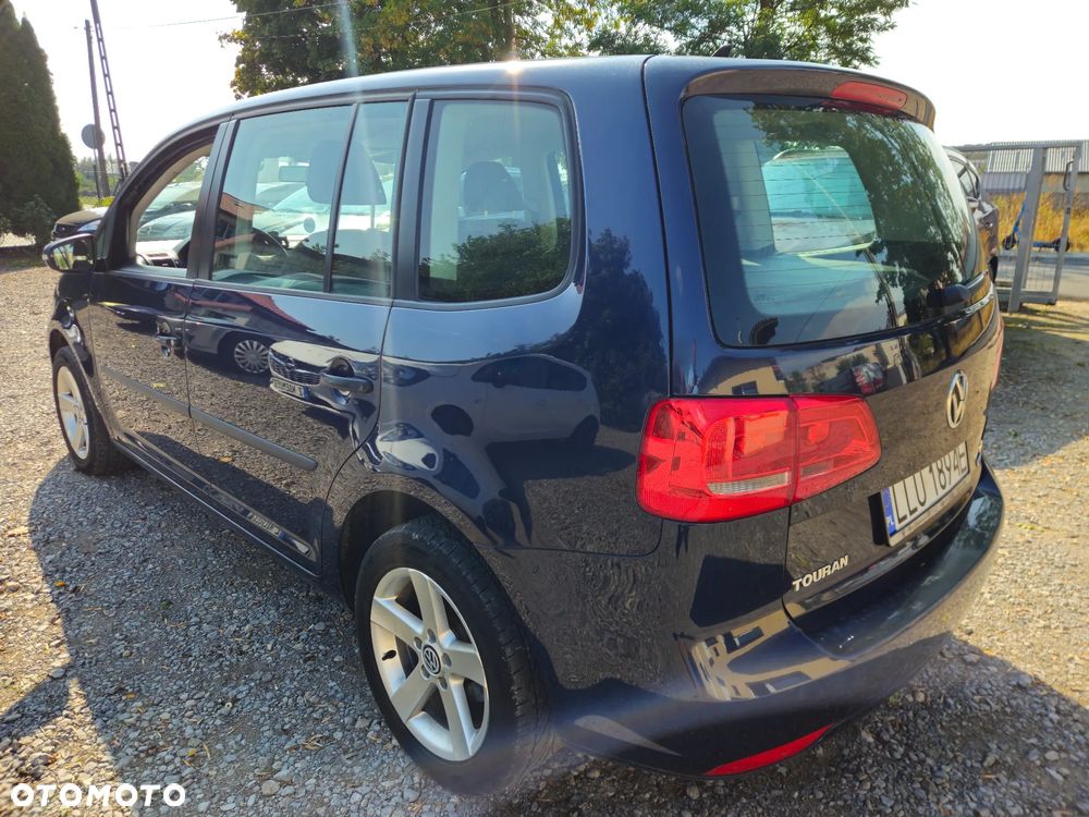 Volkswagen Touran 1.6 TDI DPF BlueMot Comfortline - 2