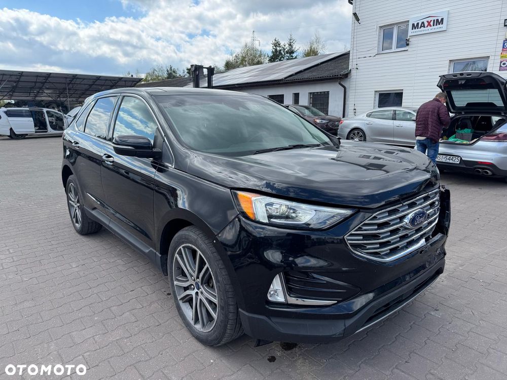 Ford Edge - 8
