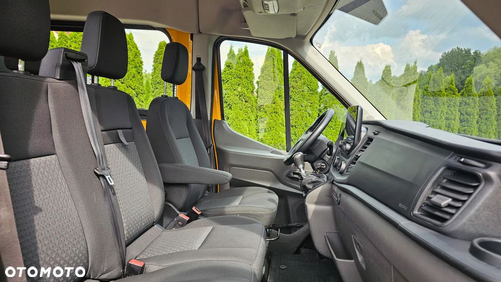 Ford Transit - 19