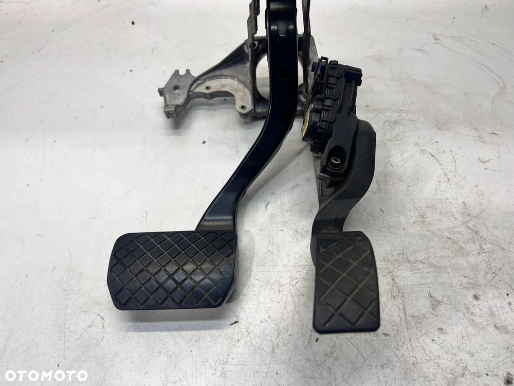 PEDAŁ PEDAŁY KOMPLET AUDI A4 B6 B7 8E1721117A 8E1723523G - 3