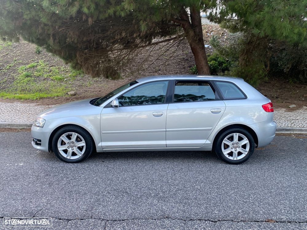 Audi A3 Sportback 2.0 TDi Sport S tronic - 4