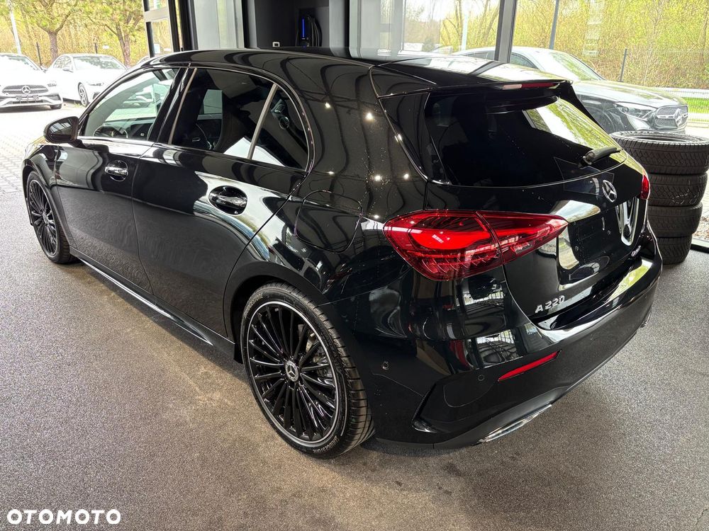 Mercedes-Benz Klasa A 220 4-Matic AMG Line 8G-DCT - 5