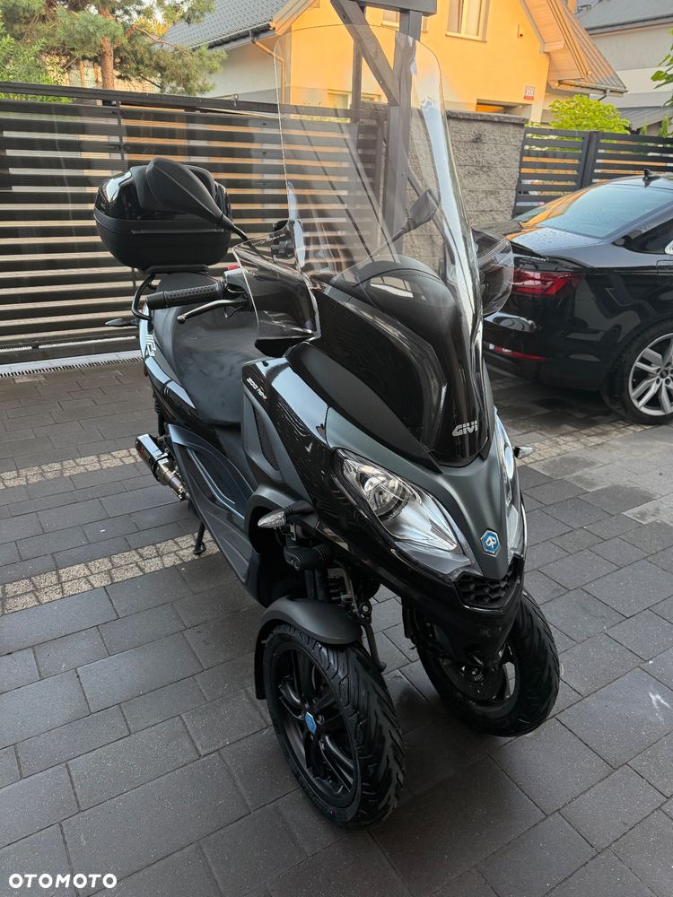 Piaggio MP-3 - 9