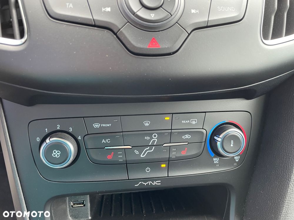 Ford Focus 1.0 EcoBoost Start-Stopp-System TREND - 26
