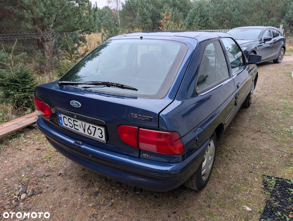 Ford Escort ver-1-6-16v-flair - 3
