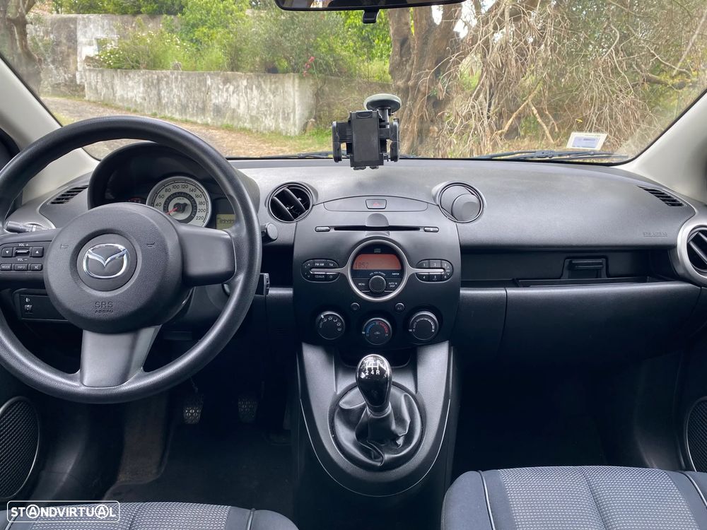 Mazda 2 1.3 MZR Exclusive - 1