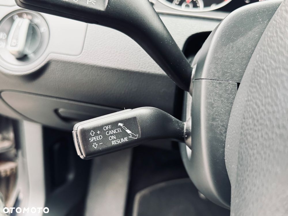 Volkswagen Passat Variant 1.4 TSI DSG BlueMotion Technology Exclusive - 24