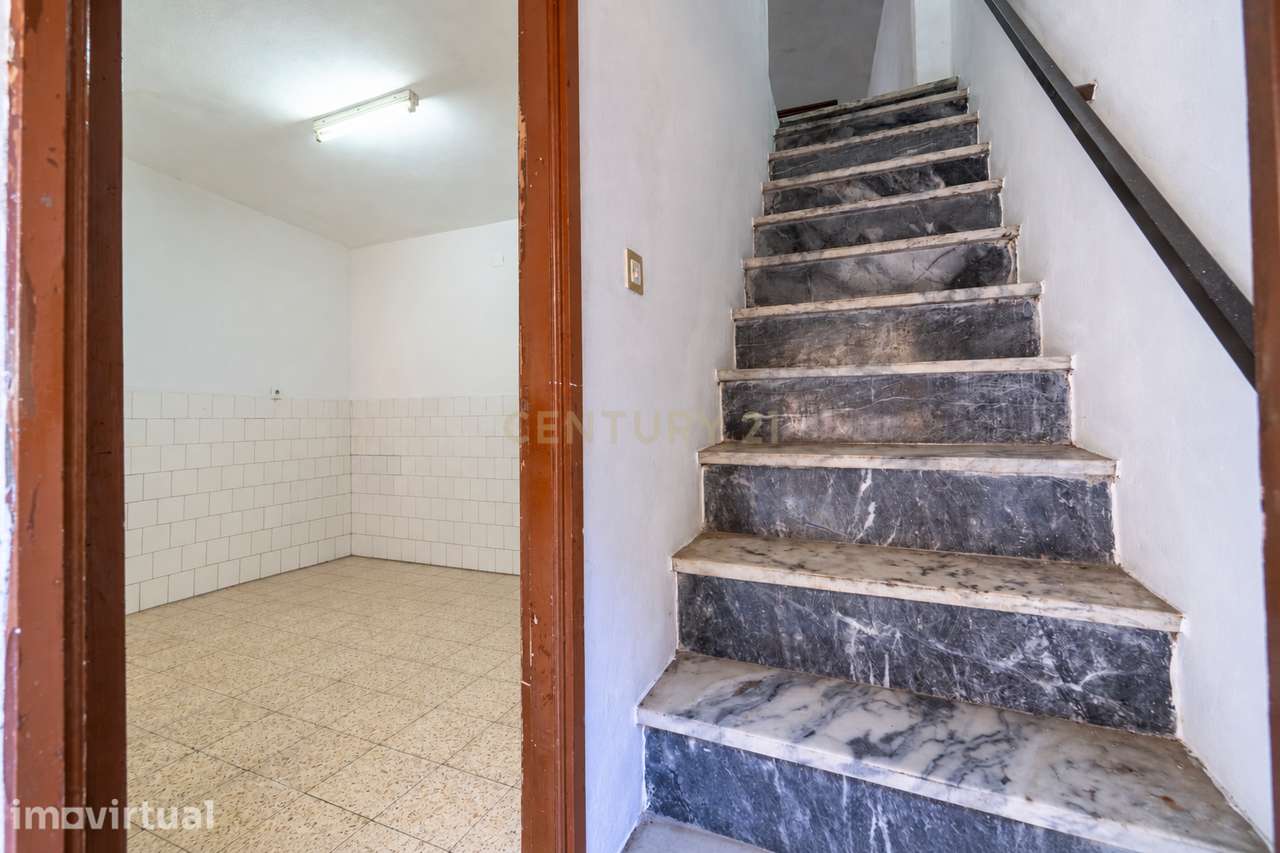Moradia Geminada T3 no Centro de Pampilhosa da Serra — Uma Oportunidad - Grande imagem: 4/26