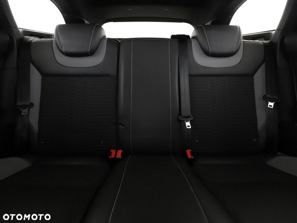 Ford Focus 2.0 EcoBoost ST - 19
