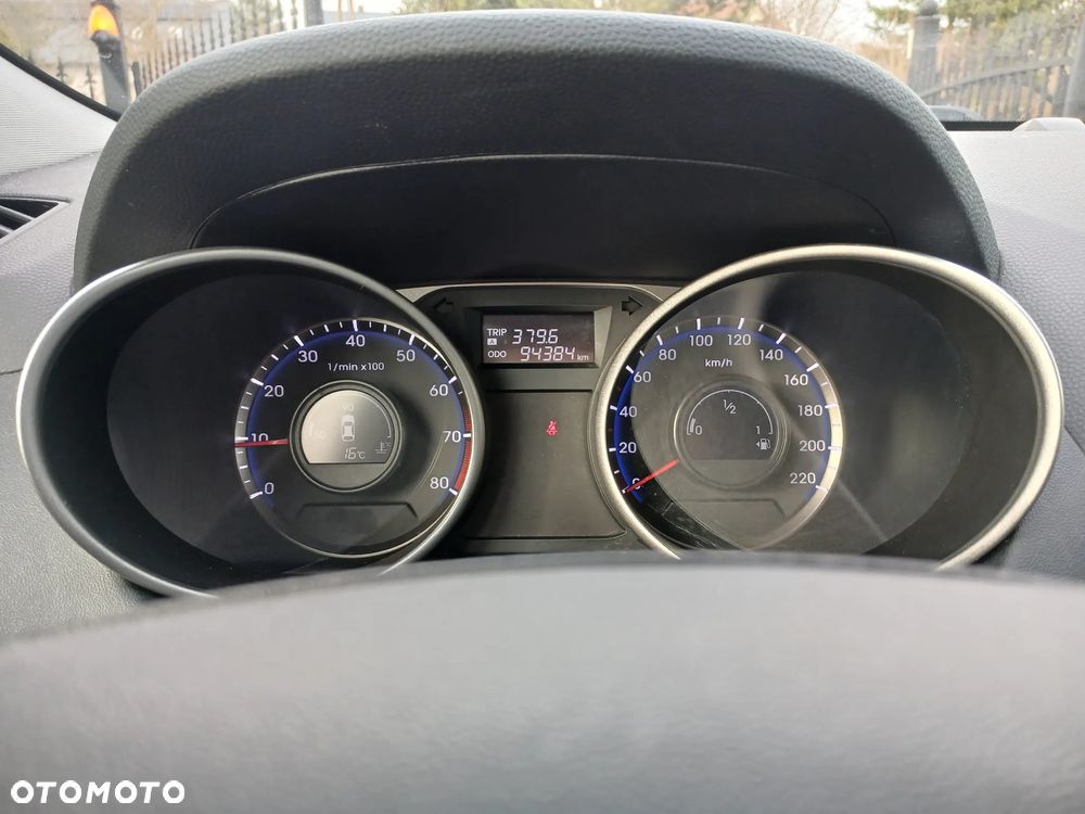 Hyundai ix35 - 32