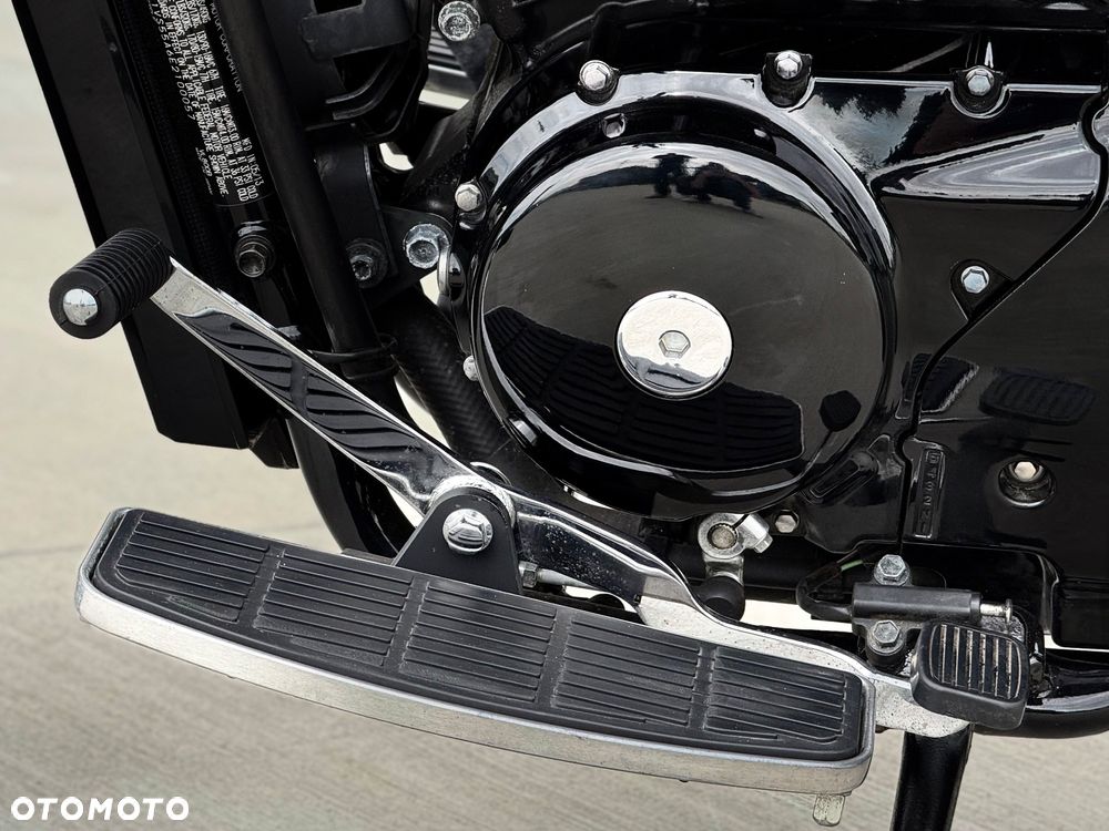 Suzuki VL 800 Volusia - Boulevard C50 - 29
