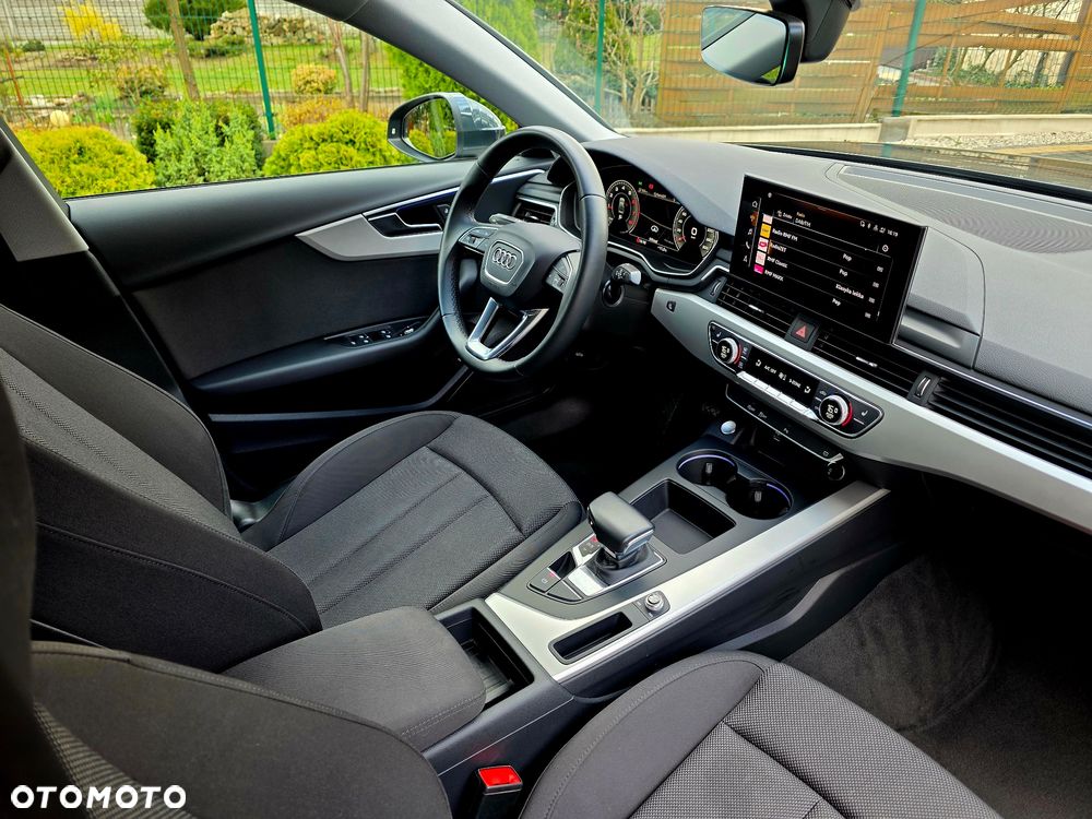 Audi A4 Limousine 35 TFSI S tronic advanced - 29