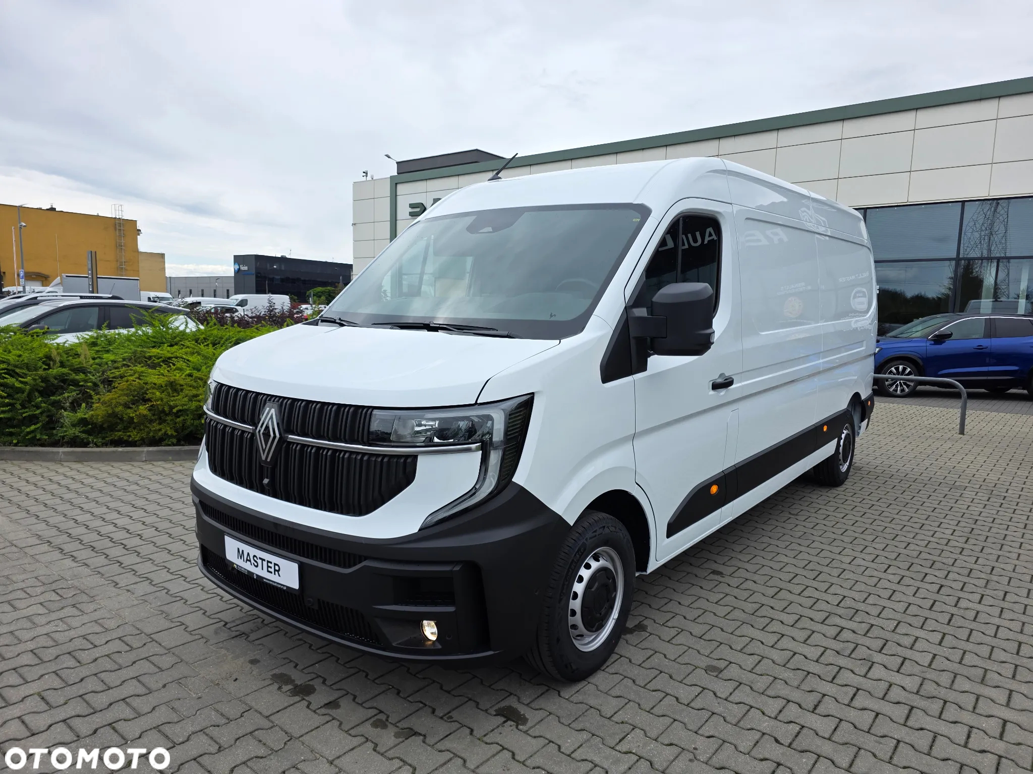 Renault NOWY MASTER Furgon 130KM L3H2 513 800 850 - 3